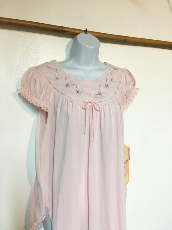 Baby Doll Night gown //Size L //Pink nightgown //N