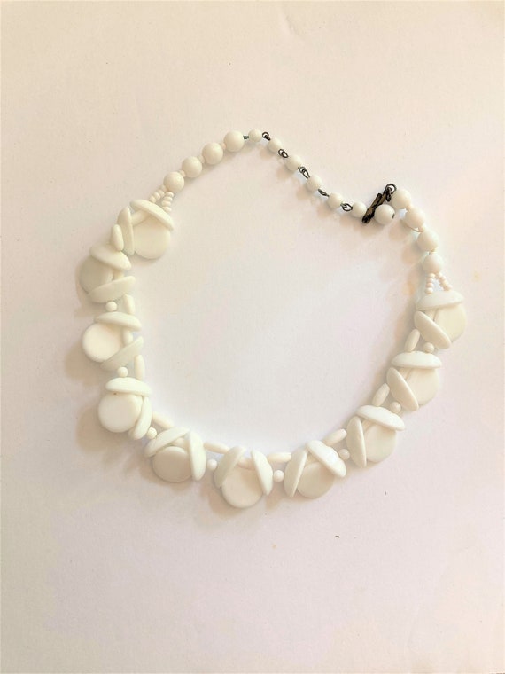 West Germany Necklace/ White Glass Bead Necklace/ 