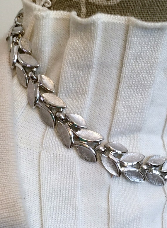 Crown Trifari Necklace/ Rhodium Plated / 50s Silve