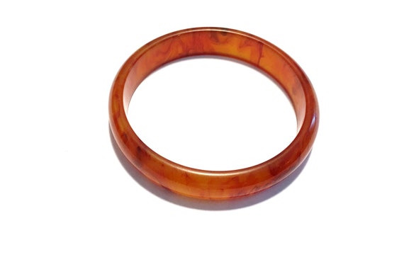 Rootbeer Swirl Bakelite Bangle Bracelet - image 4