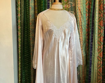 Vintage NWT Lily of France Long Negligee Nightgown