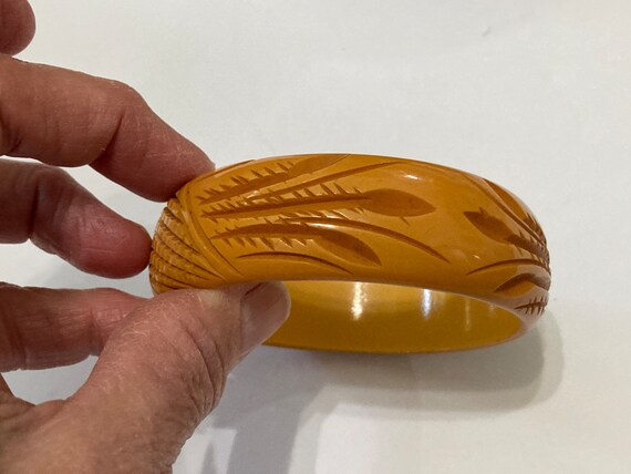 Carved Bakelite Butterscotch Bangle : Deep Carve … - image 4
