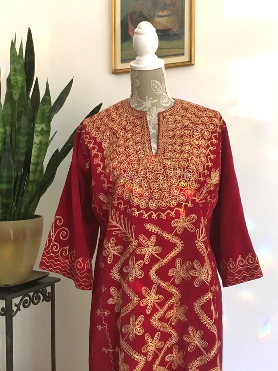 Caftan//Size 6// Velvet //Dress //Gold Embroidery