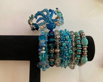 8/Bracelet Stack /Crystal Bracelets/BLUES /Bracelet Lot / LUX4 / iris apfel