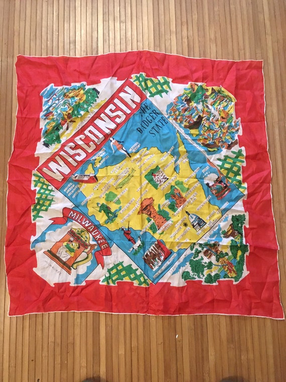 50s//WISCONSIN//Souvenir//Silk Scarf //Illustrated
