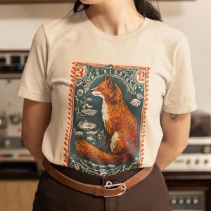 Fox T-Shirts Vintage Fox Stamp Shirt Retro Nature Orange Fox Tee Nature Lover Gift Red Fox Tops Plus Sizes Available