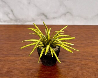 Handgemaakte miniatuur spinplant – poppenhuisplant schaal 1/12