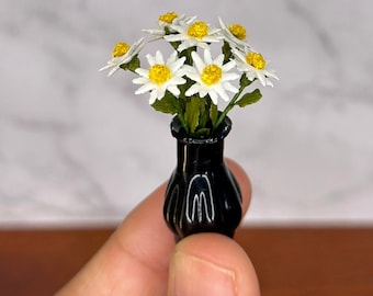 Handgemaakt miniatuur madeliefje – decor poppenhuis schaal 1/12