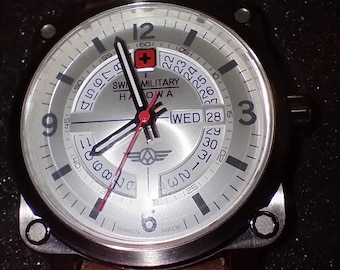 Hanova Military Watch, complete lot.