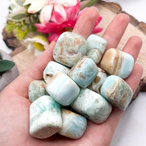 Pierre d&#39;aragonite bleue, pierre d&#39;aragonite bleue polie