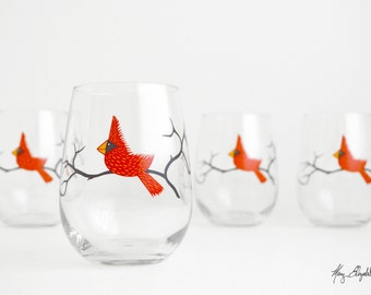 Cardinal Wine Glass, Red Birds Christmas Glassware, Stemless Wine Glasses, Festive Holiday Decor