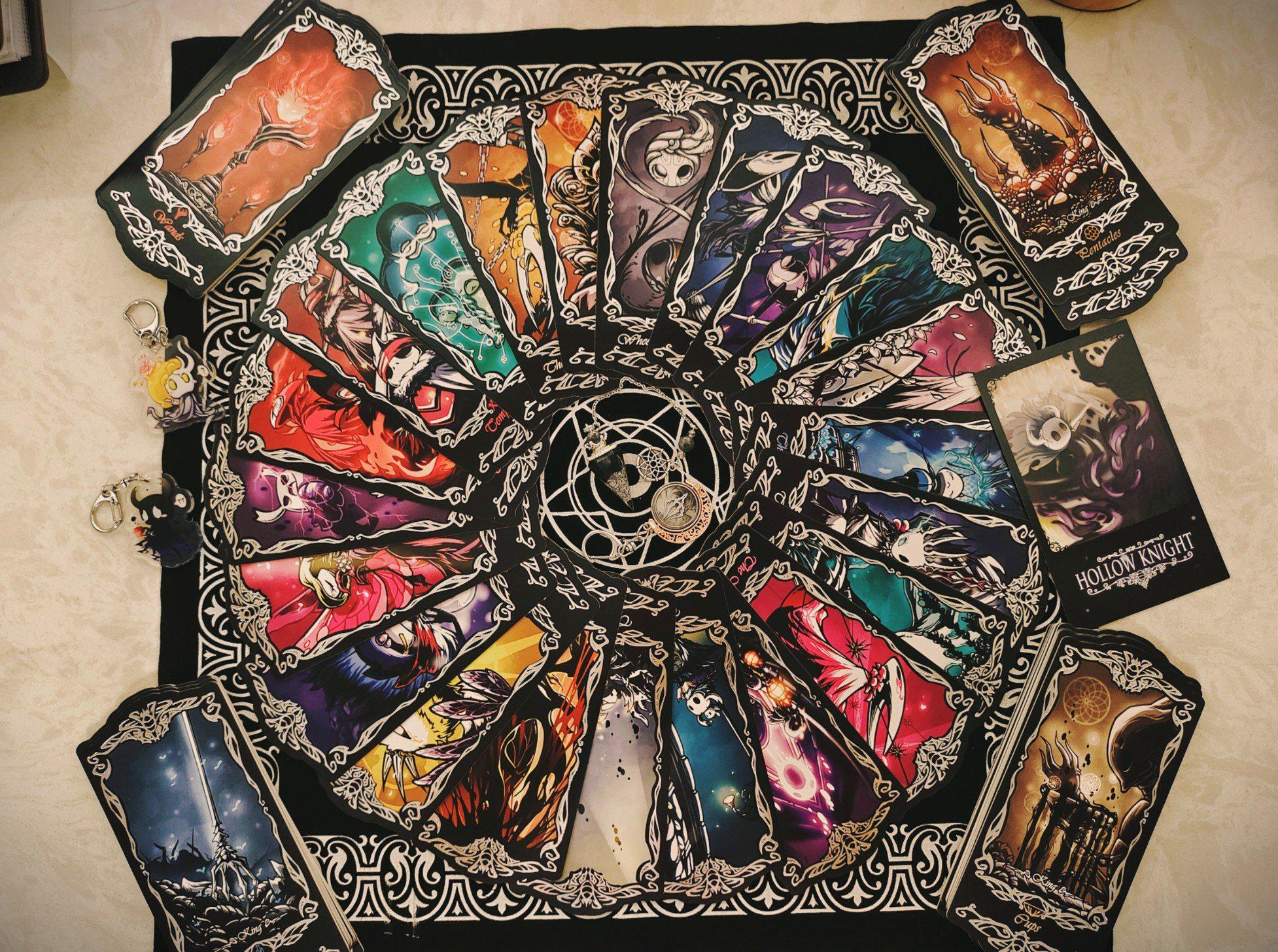 Cartas del Tarot de Hollow Knight, baraja de 78 cartas, juego de tarot hecho por fans, 17,5 x 8 cm, regalo perfecto para fans, jugadores y lectores de tarot de Hollow Knight