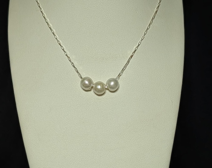 Freshwater Three floating Pearl Sterling Silver Necklace