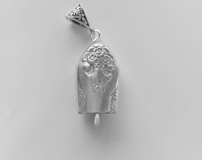 Lovely Lady 1937 upcycled knife handle bell necklace!