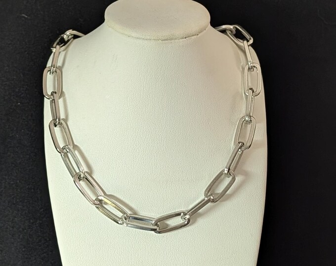NEW! Lightweight Aluminum Link Necklace: Single Loopy chain statement jewelry.  Does NOT tarnish.  Plated toggle clasp.