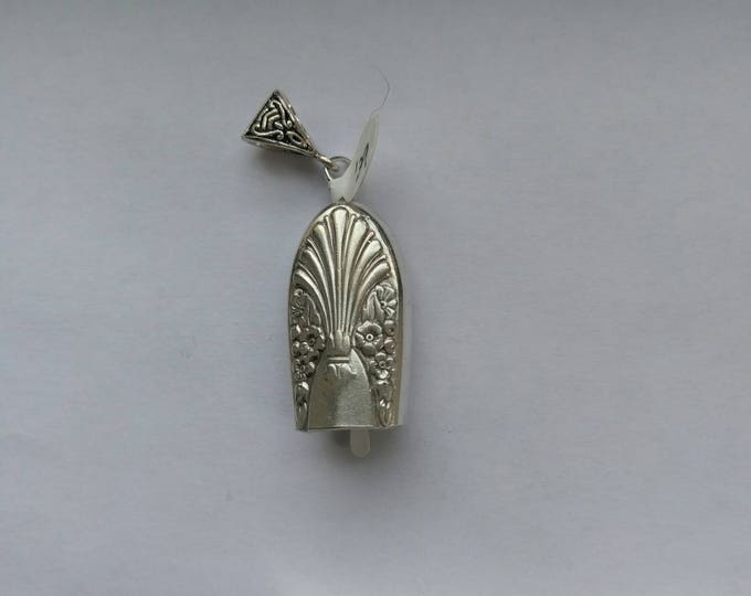 Radiance pattern 1939 upcycled knife handle bell necklace!