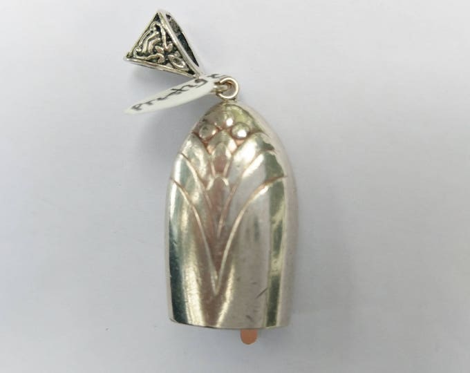 Elite 1934 upcycled knife handle bell necklace!