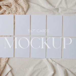 Spielkarten Mockup, Duschspiele Mockup, Neutral PSD 5x7 Kartenmockup, Babypartykarten-Mockup, leere weiße Karte Mockup, Kartenset