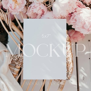 5x7 Kartenmockup, Grußkarten-Mockup, Hochzeitseinladung Mockup, Hochzeits-Mockup, Hochzeits-Briefpapier Mockup, Einladung Mockup PSD