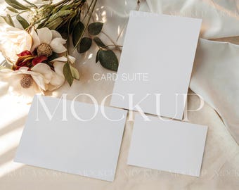 Hochzeitsreihe Mockup, 5x7 Einladungs Mockup, Hochzeitskarte Set Mockup, Hochzeit Antwortkarten Mockup, 5x3.5 Karte Mockup, weißes PSD Karten-Set