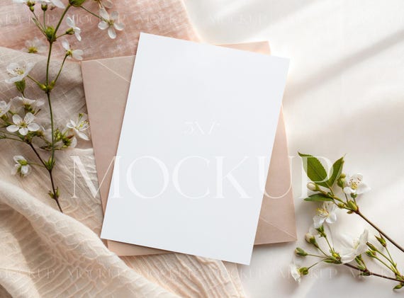 Floral Invitation Mockup, Spring 5x7 Card Mockup, Wedding Invite 5x7 Mockup, Bridal Shower Card Mockup, Neutral Greeting Card Mockup