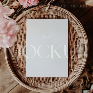 Geburtstagseinladungskarte Mockup, Hochzeit 5x7 Kartenmodell, Boho Invite Mockup, Babyparty 5x7 Kartenmodell, bearbeitbares neutrales Kartenmodell