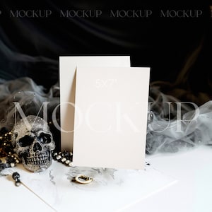 Mockup twee witte kaarten, mockup dubbele Halloween-kaart, mockup herfst, 5 x 7 kaarten, mockup kaart, blanco kaart, mockup dubbelzijdige kaart, mockup dubbelzijdige kaart