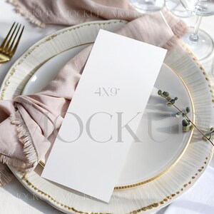 Maqueta de menú de boda neutral, maqueta de menú de cena, maqueta de menú de 4x9, maqueta de tarjeta de menú alta, maqueta de papelería minimalista simple