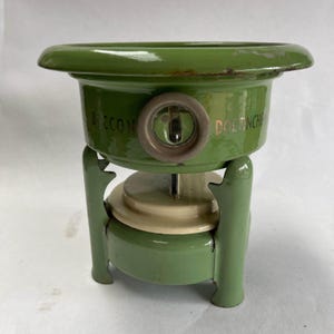 Vintage Dutch kerosene Stove made by Beccon in Doetinchem Green Enamel 1 Burner Petroleum Stove