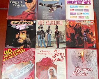 Sammlung von 9 Vintage LP's Vinyl Schallplatten Stereo Musik Central Band der Royal Air Force, Roy Orbison, Alte Kameraden, Demis Roussos