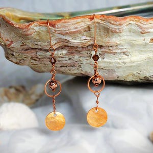 Ozean Muschel Ohrringe | Sommer am Meer Boho-Stil | Elegante Spaß Strand Ohrringe | Buntes, hypoallergenes Kupfer