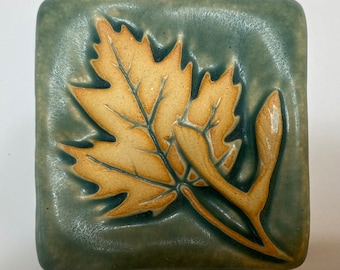 Maple Leaf and Seeds 4x4 Tile