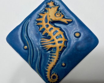 Seahorse 4x4 Tile