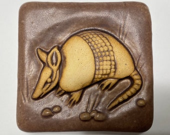 Armadillo 4x4 Tile