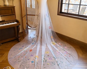 Hand-Painted Wildflower Wedding Veil: Light Ivory Cathedral Veil