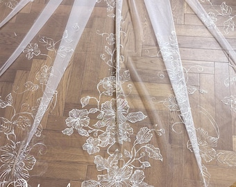 Hand-Painted Floral Cathedral Bridal Veil - Light Ivory Wedding Headpiece