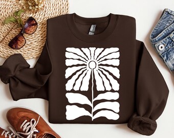 Boho Flower Sweatshirt, Wildflower Graphic Sweater, Botanical Nature Sweater, Abstract Floral Shirt, Vintage Fall Crewneck, Earthy Aesthetic