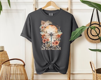 Vintage Floral Dragonfly Shirt Boho Dragonfly Tee Nature Lovers Garden Shirt Cottagecore Botanical Comfortable Graphic Tee Gift for Her