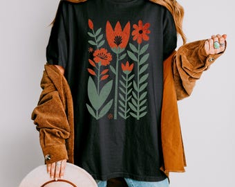 Nordic Floral T-Shirt, Scandinavian Folk Art Tee, Boho Aesthetic Shirt, Vintage Flower Shirt, Minimalist Nature Tee,Retro Floral Gift Flower
