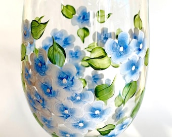 Hand Painted Hydrangea Wine Glass, Cape Cod Floral, Summer Wedding Gift