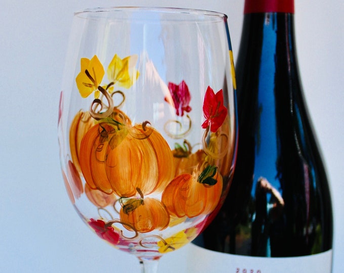 Pumpkin Wine Glass with Fall Leaves. Thanksgiving wine glass.  Hand painted. Hostess gift. Wine lover gift. USA made.