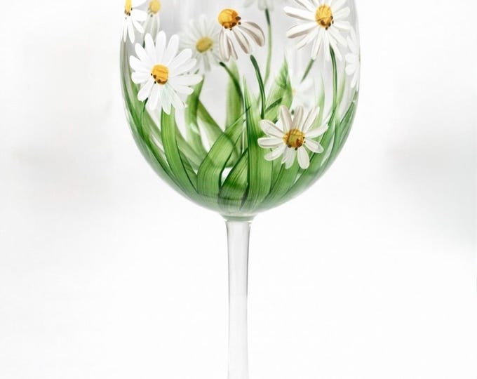 Hand Painted Daisy Wine Glass: April Birth Month Flower Gift
