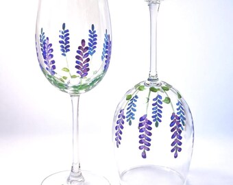 Minimalist lavender wine glasses, hand painted, floral decor, personalized Mother’s Day gift, purple flowers. Made in USA.