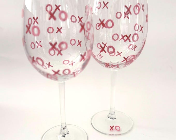 Hand painted Valentine wine glasses, set of XO kiss minimalist design