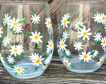 Bridal shower favors stemless Daisy wine glasses, set of 2 hand painted wildflower glasses. Made in USA