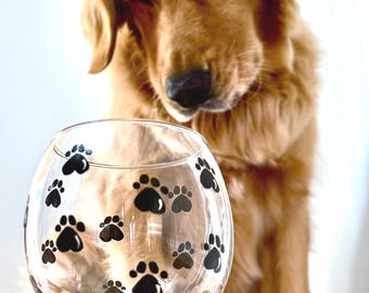 Paw print wine glasses hand painted set of two, pet lover gift.