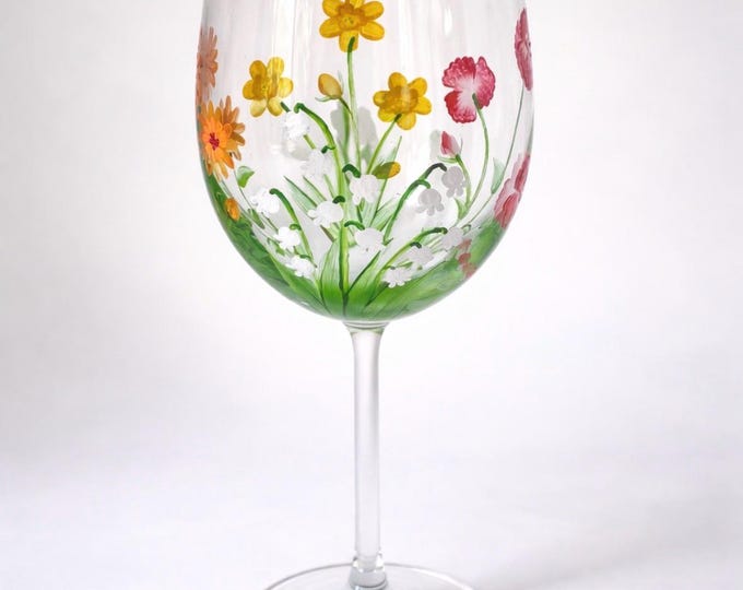 Personalized Birth Flower Wine Glass: Hand Painted Family Keepsake made in USA