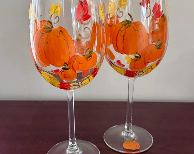 Fall stemware Pumpkin Wine Glass: Halloween Thanksgiving Decor