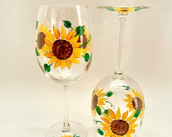 Sunflower wine glasses hand painted set of 2 - Wine tumbler gift for her - Sunflower decor - USA