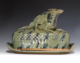 Green Ceramic Dragon Butter Dish with Lid, Butter Plate with Lid, Butter Tray with Lid, Handmade Pottery, Ready to Ship, Dishwasher safe